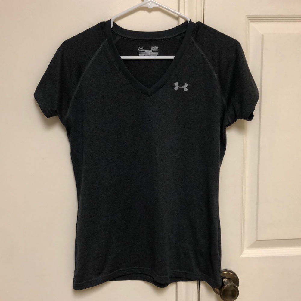 Under armour short sleeved heat gear shirt